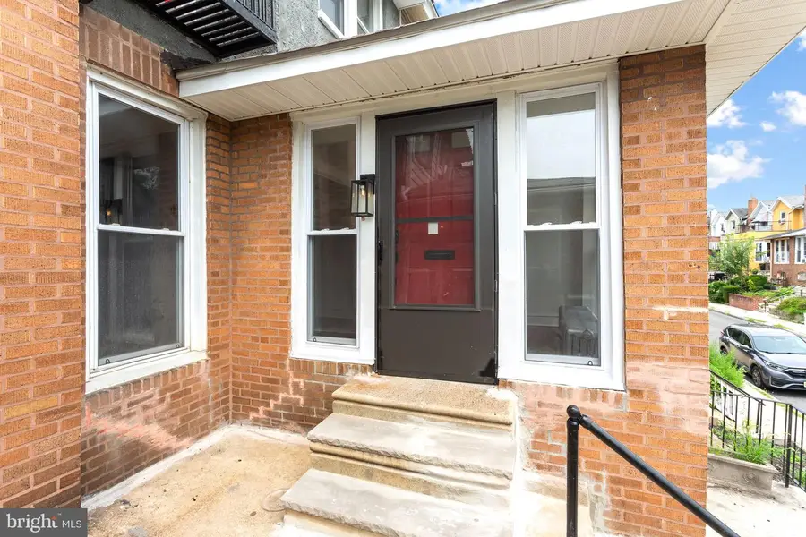 6035 Cedarhurst St, Philadelphia, PA 19143 - #2