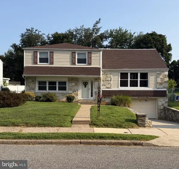 803 Rennard Cir, PHILADELPHIA, PA 19116