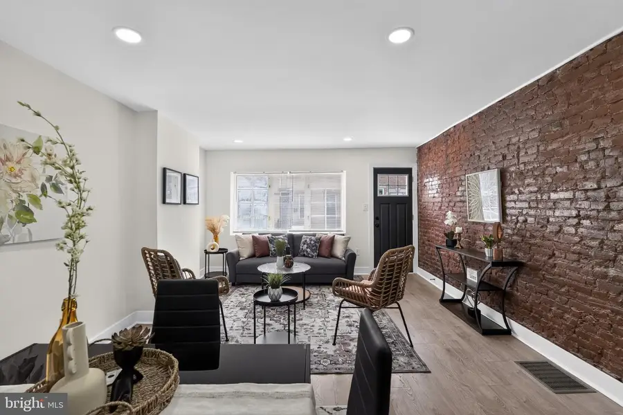 2019 Manton St, Philadelphia, PA 19146 - #2