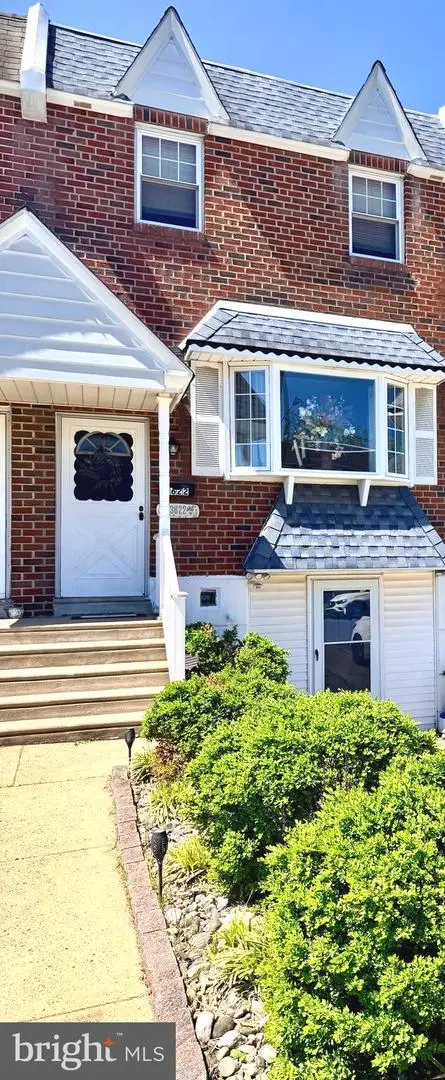 3622 Genesee Dr, Philadelphia, PA 19154 - #1
