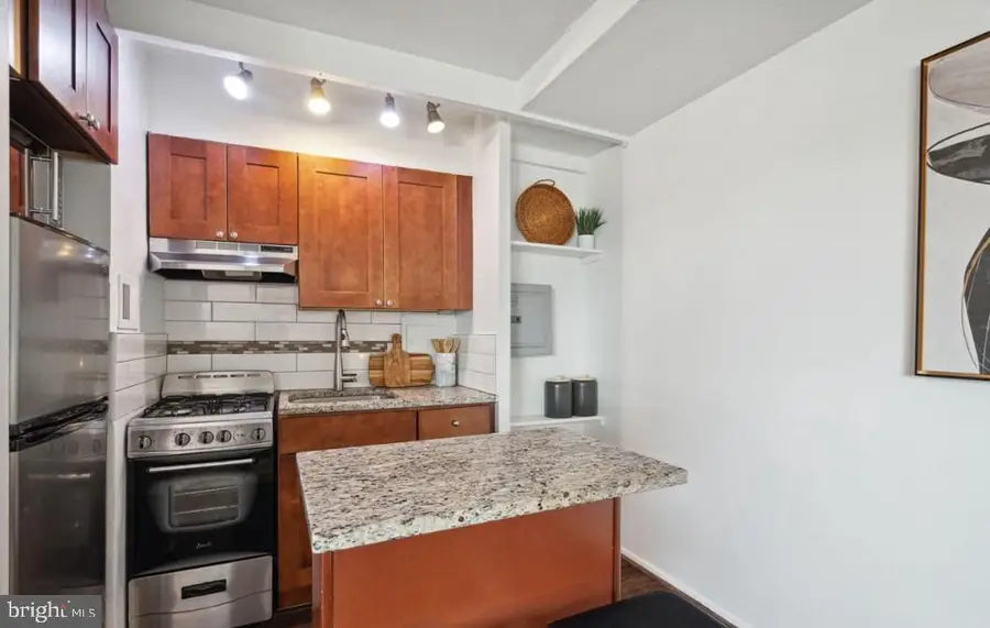 2101 Chestnut St #901, Philadelphia, PA 19103 - #2