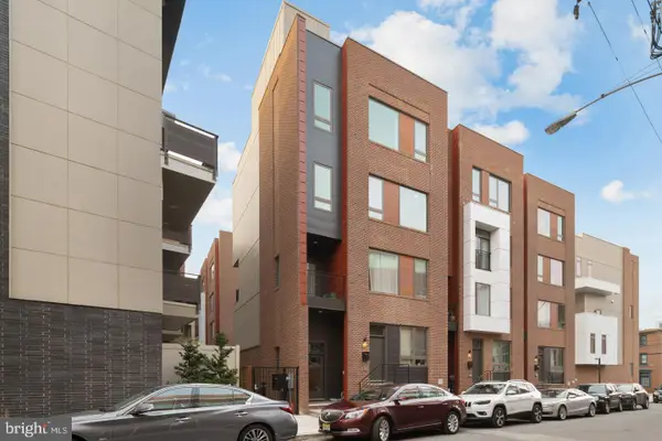 838 N American St, PHILADELPHIA, PA 19123