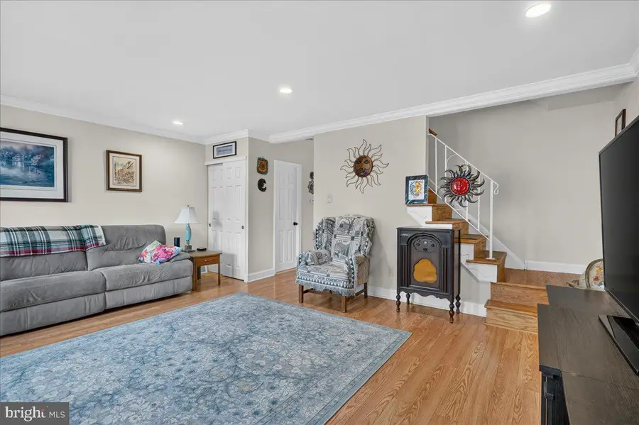 10222 Woburn Pl, Philadelphia, PA 19114 - #3