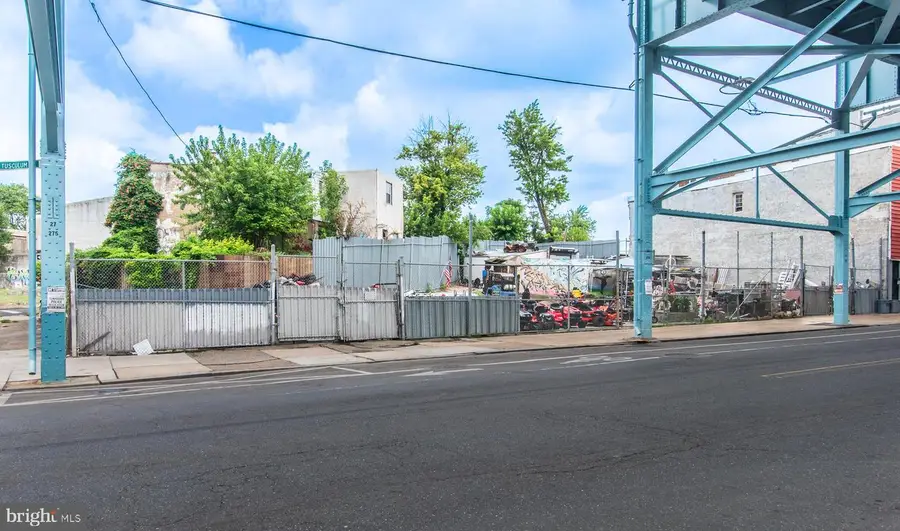 2734 Kensington Ave, Philadelphia, PA 19134 - #3