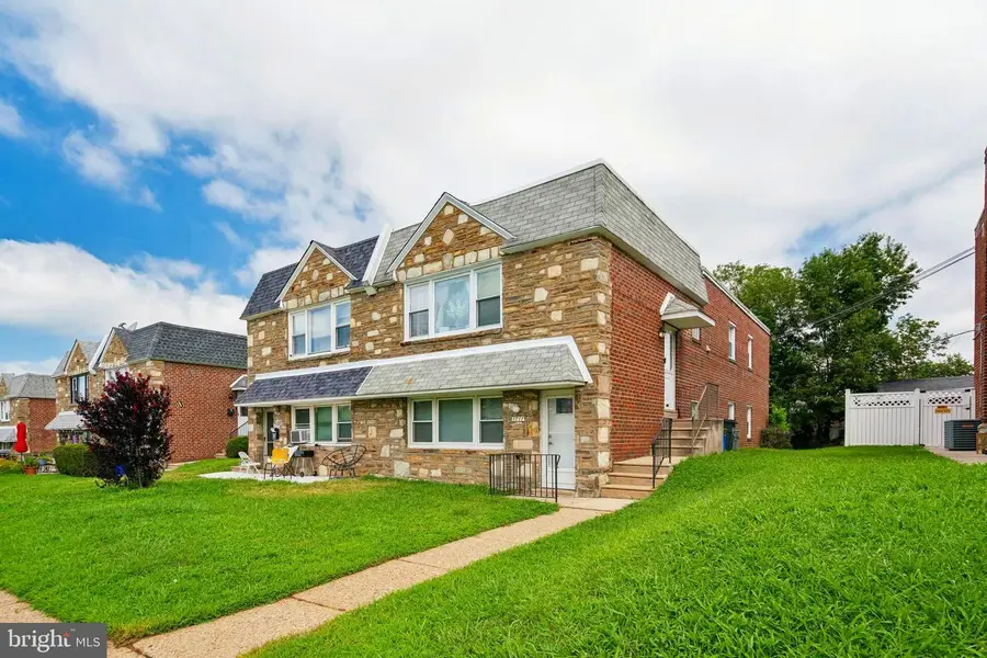 1711 Loney St, Philadelphia, PA 19111 - #2
