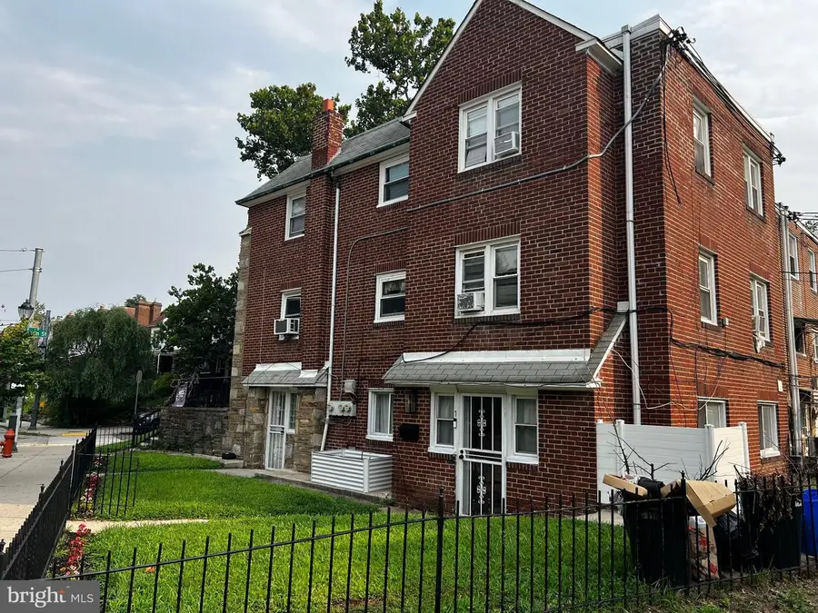 2 E Mcpherson St, Philadelphia, PA 19119 - #2