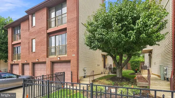 9522-00 James St #82a, PHILADELPHIA, PA 19114