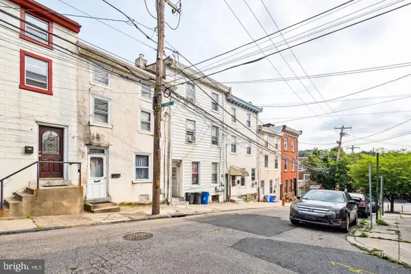 129 Gay St, PHILADELPHIA, PA 19127