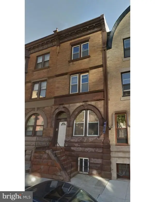 2402 Spruce St, PHILADELPHIA, PA 19103