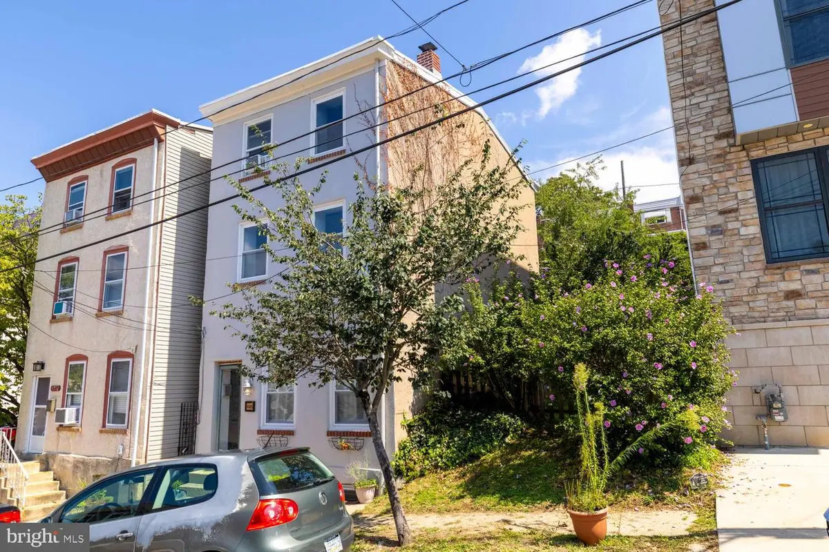 3935 Dexter St, Philadelphia, PA 19128 - #1