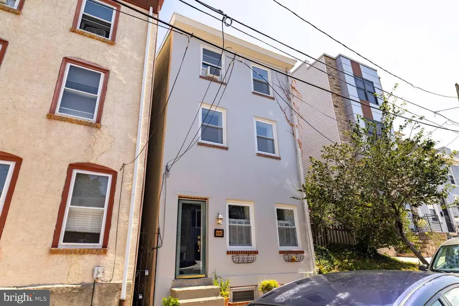 3935 Dexter St, Philadelphia, PA 19128 - #3