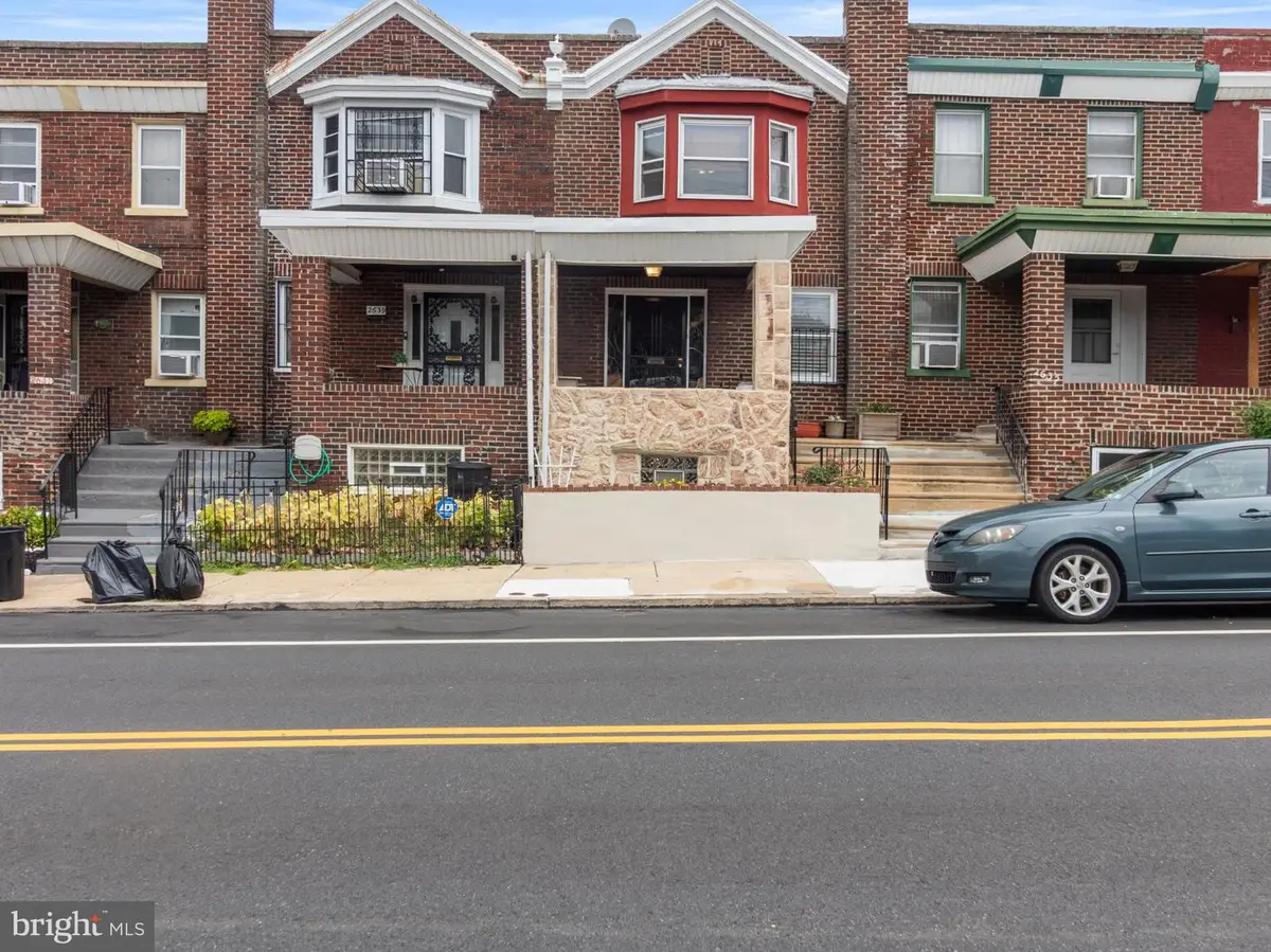 2637 W Westmoreland St, Philadelphia, PA 19129 - #1