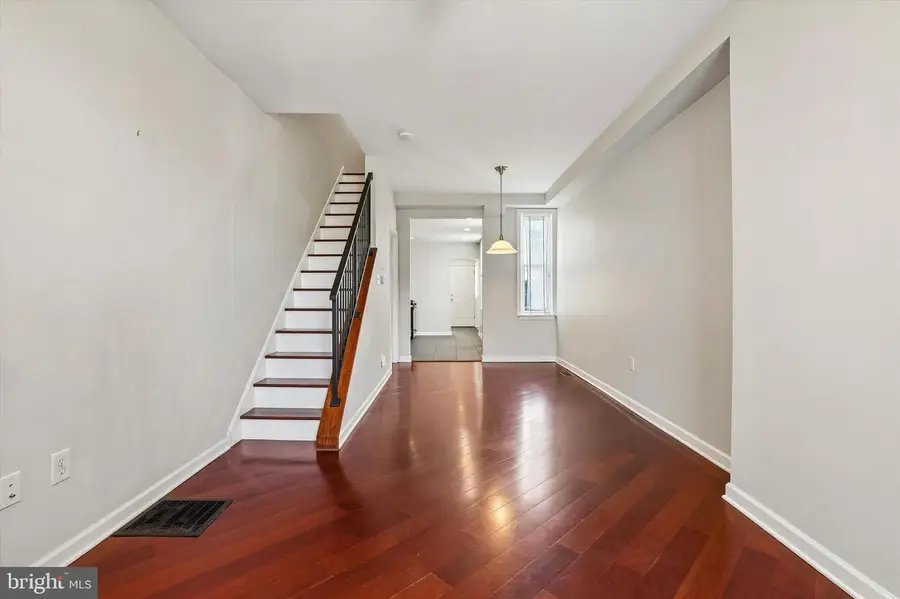 2512 E Hagert St, Philadelphia, PA 19125 - #3