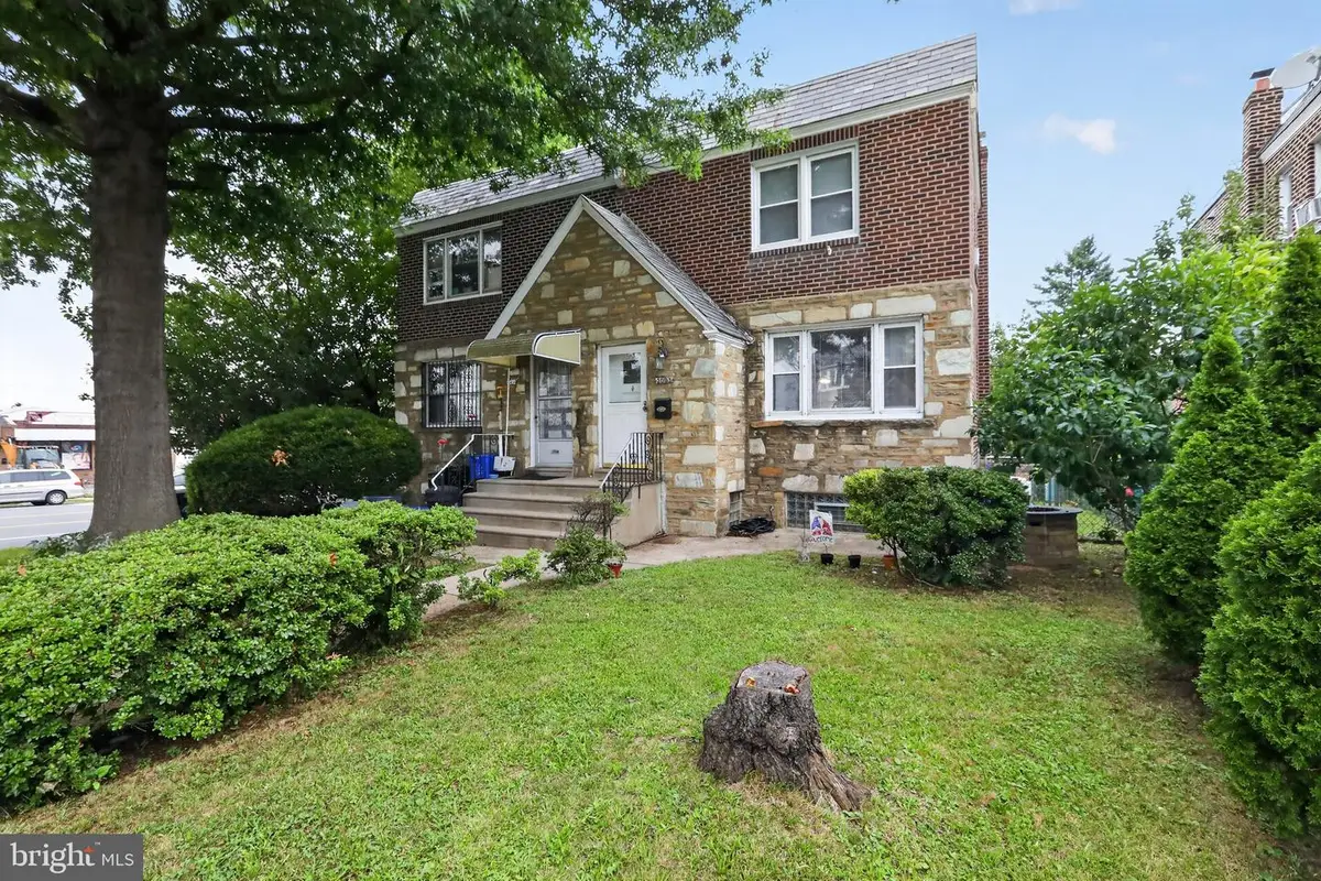 2003 Oakmont St, Philadelphia, PA 19152 - #1