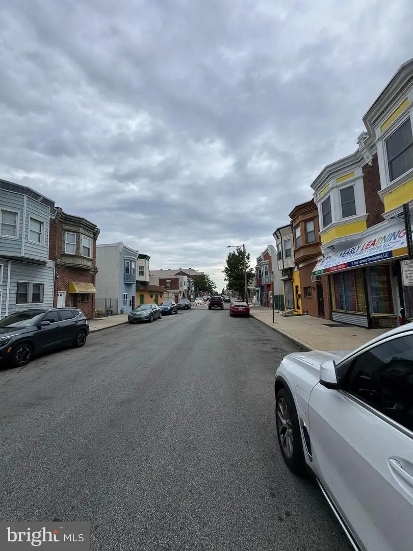 643 S 60th St, Philadelphia, PA 19143 - #3