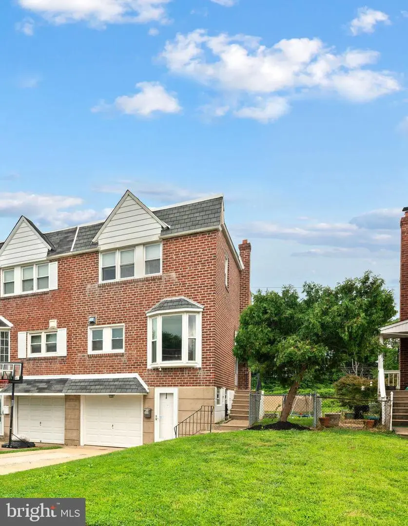 15022 London Rd, Philadelphia, PA 19116 - #1