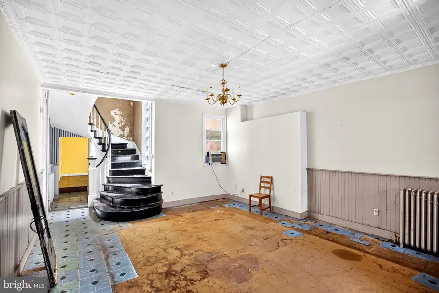 1221 N 2nd St, Philadelphia, PA 19122 - #3