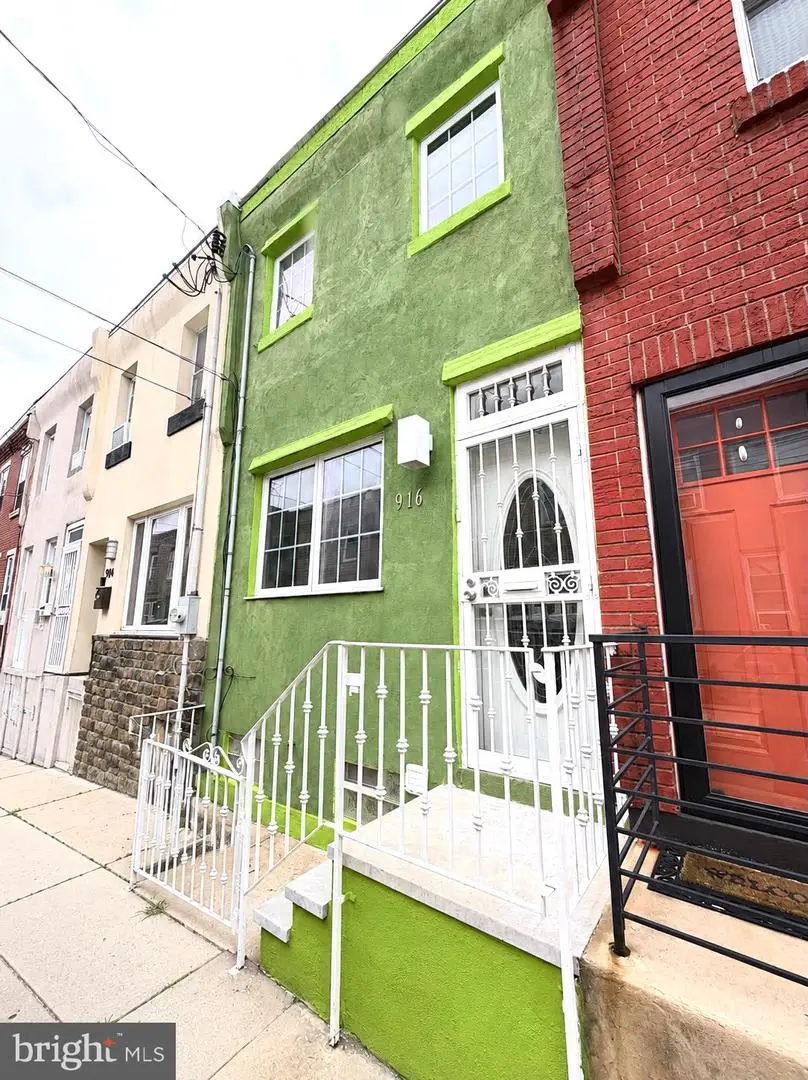 916 Sigel St, Philadelphia, PA 19148 - #1