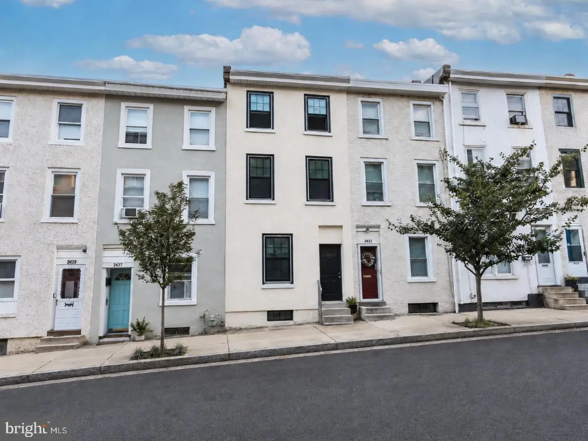 3435 W Westmoreland St, Philadelphia, PA 19129 - #1