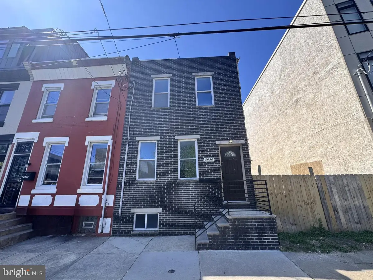 2050 Reed St, Philadelphia, PA 19146 - #1