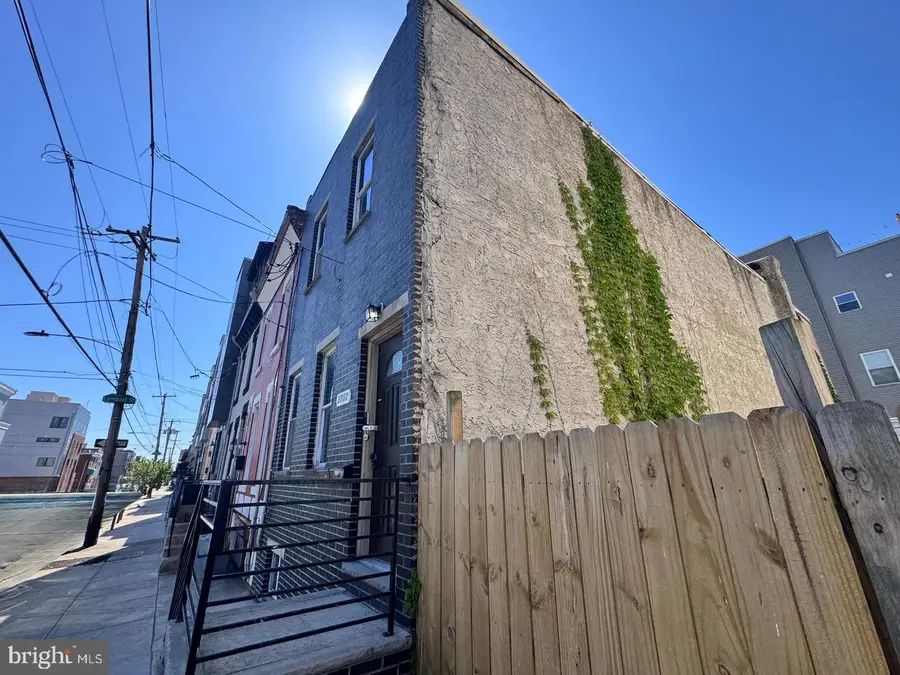 2050 Reed St, Philadelphia, PA 19146 - #3