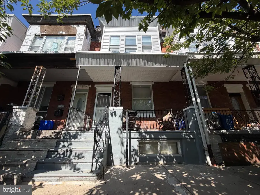 1942 N Myrtlewood St, Philadelphia, PA 19121 - #2