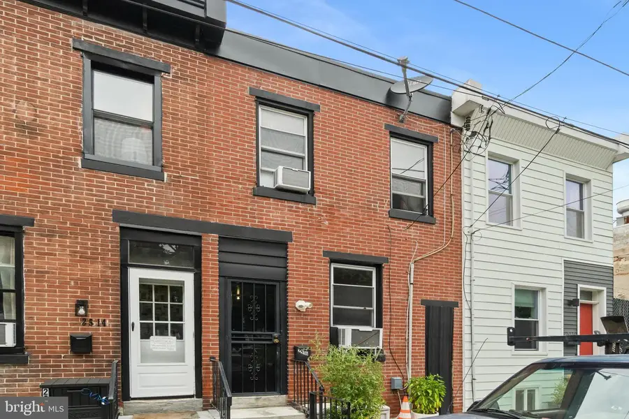 2516 Collins St, Philadelphia, PA 19125 - #2