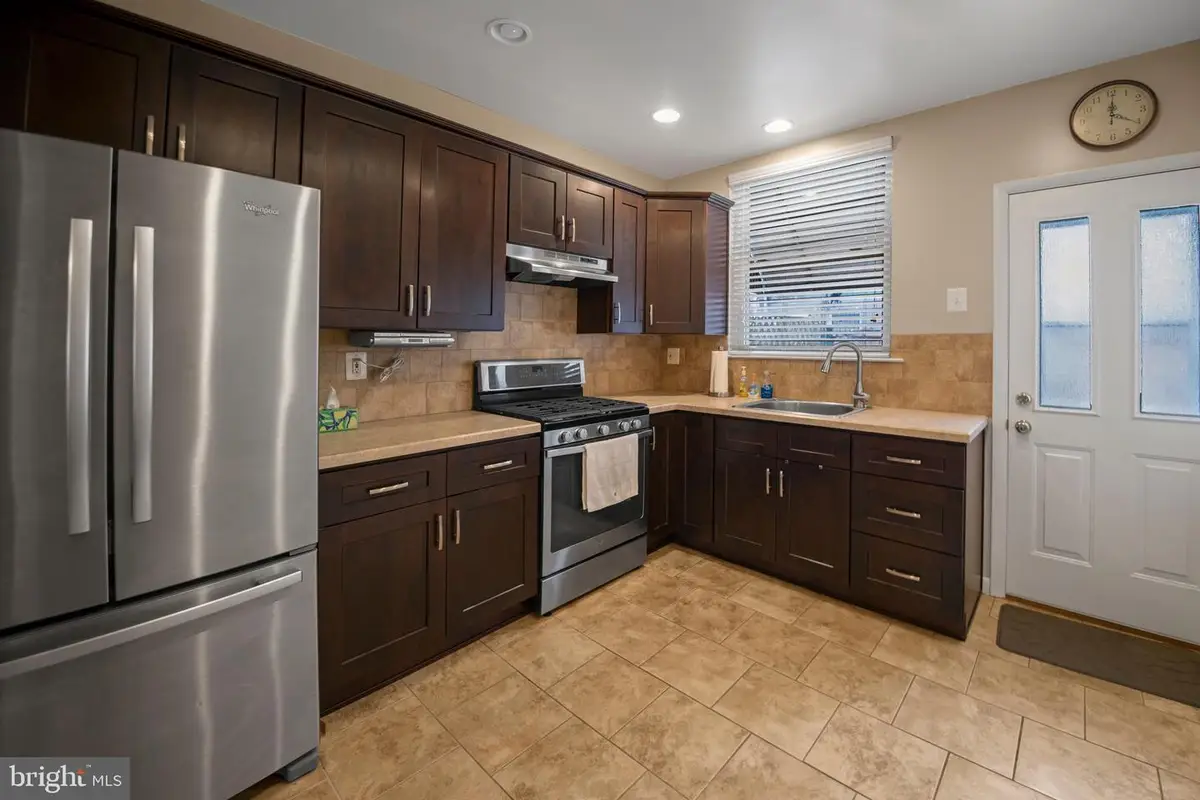 2416 S 16th St, Philadelphia, PA 19145 - #1