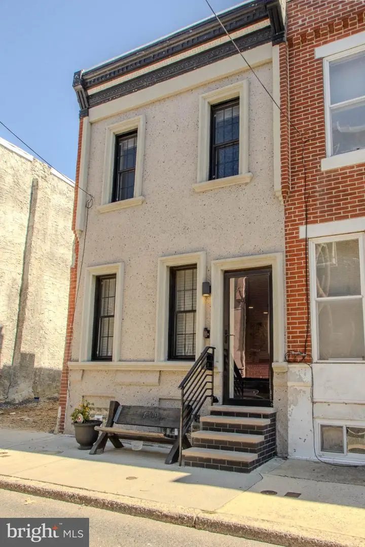 1239 S Newkirk St, Philadelphia, PA 19146 - #1