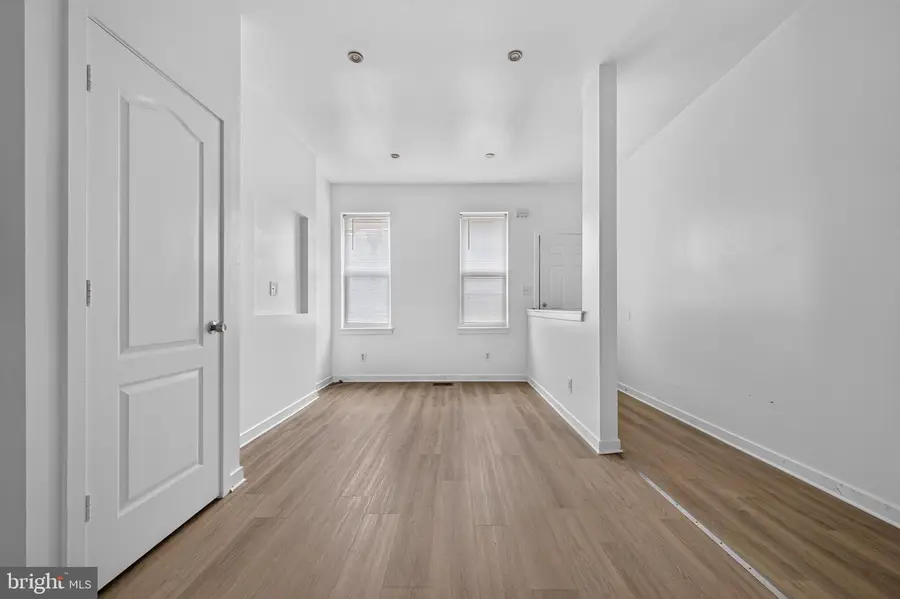 1238 W Firth St, Philadelphia, PA 19133 - #3