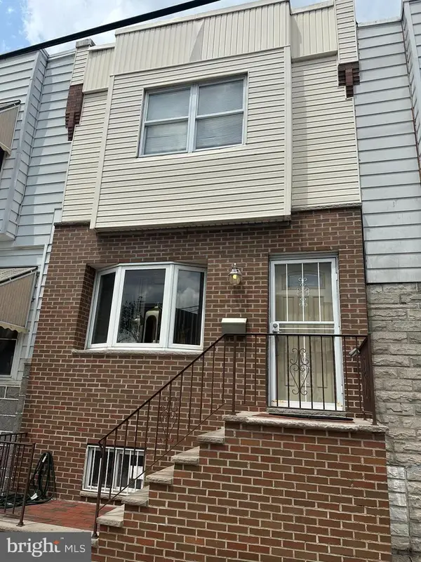 927 W Shunk St, PHILADELPHIA, PA 19148