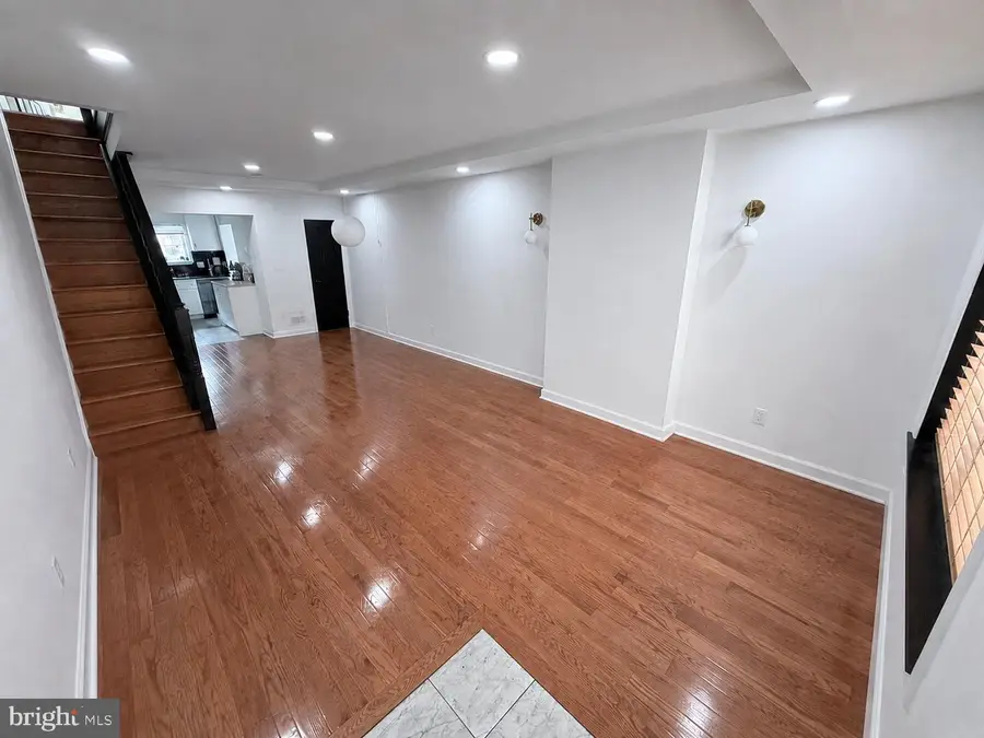 2328 S Warnock St, Philadelphia, PA 19148 - #2
