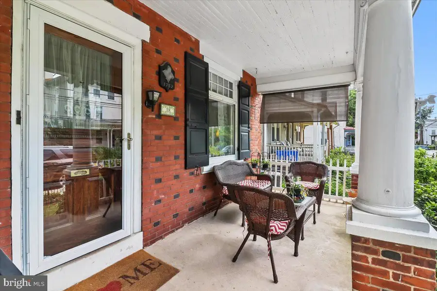 18 W Gravers Ln, Philadelphia, PA 19118 - #3
