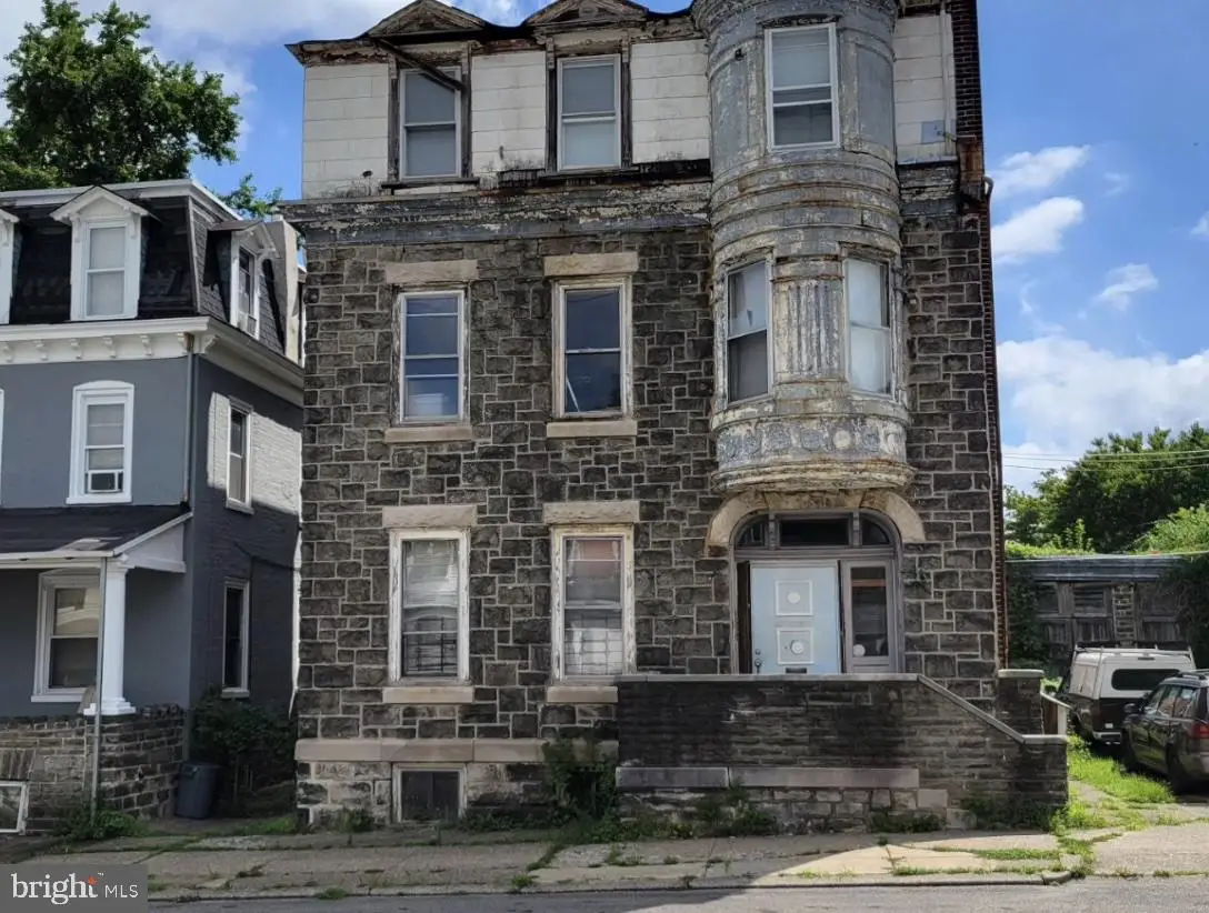 5917 N 13th St, Philadelphia, PA 19141 - #1