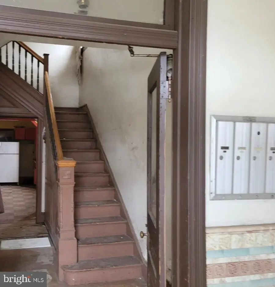 5917 N 13th St, Philadelphia, PA 19141 - #2