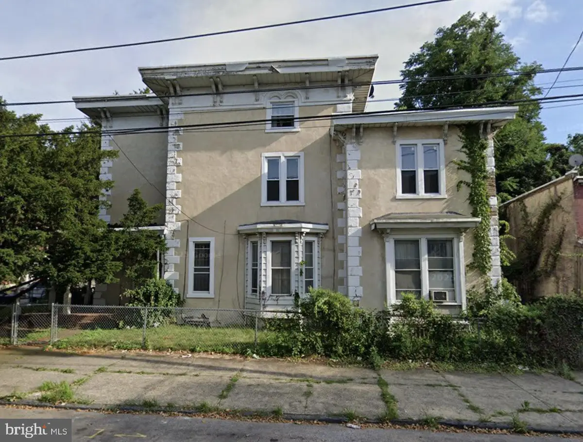 724 N 43rd St, Philadelphia, PA 19104 - #1