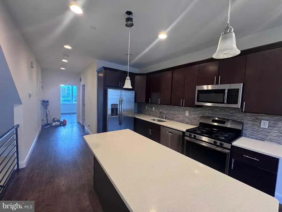 1217 Green St #b, Philadelphia, PA 19123 - #3
