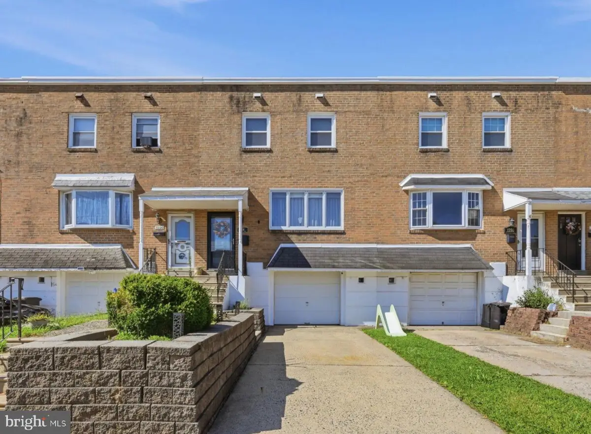 3218 Chelsea Pl, Philadelphia, PA 19114 - #1