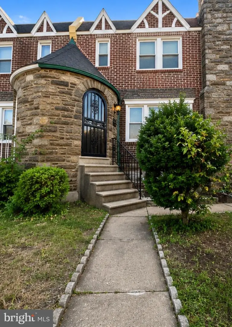6019 N 12th St, Philadelphia, PA 19141 - #2
