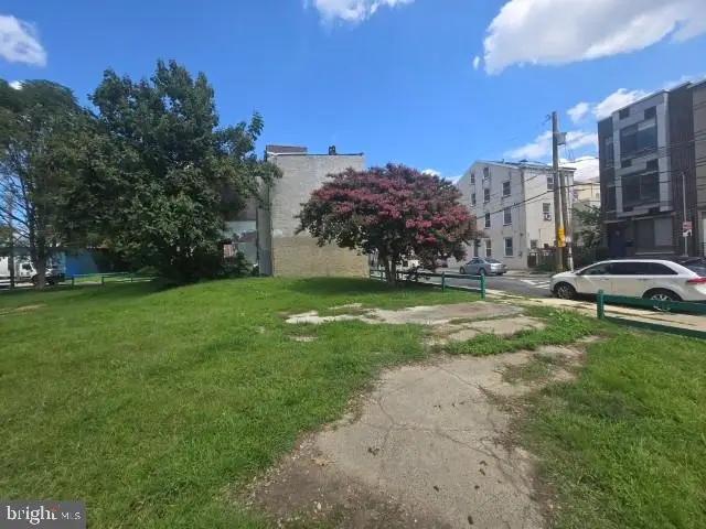 1250 N 19th St, Philadelphia, PA 19121 - #2