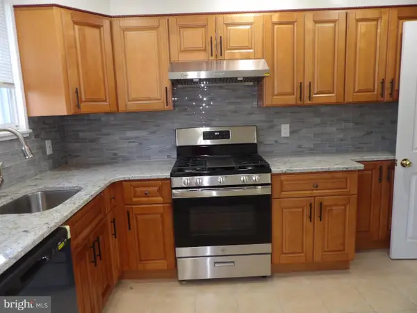 439 E Howell St, PHILADELPHIA, PA 19120