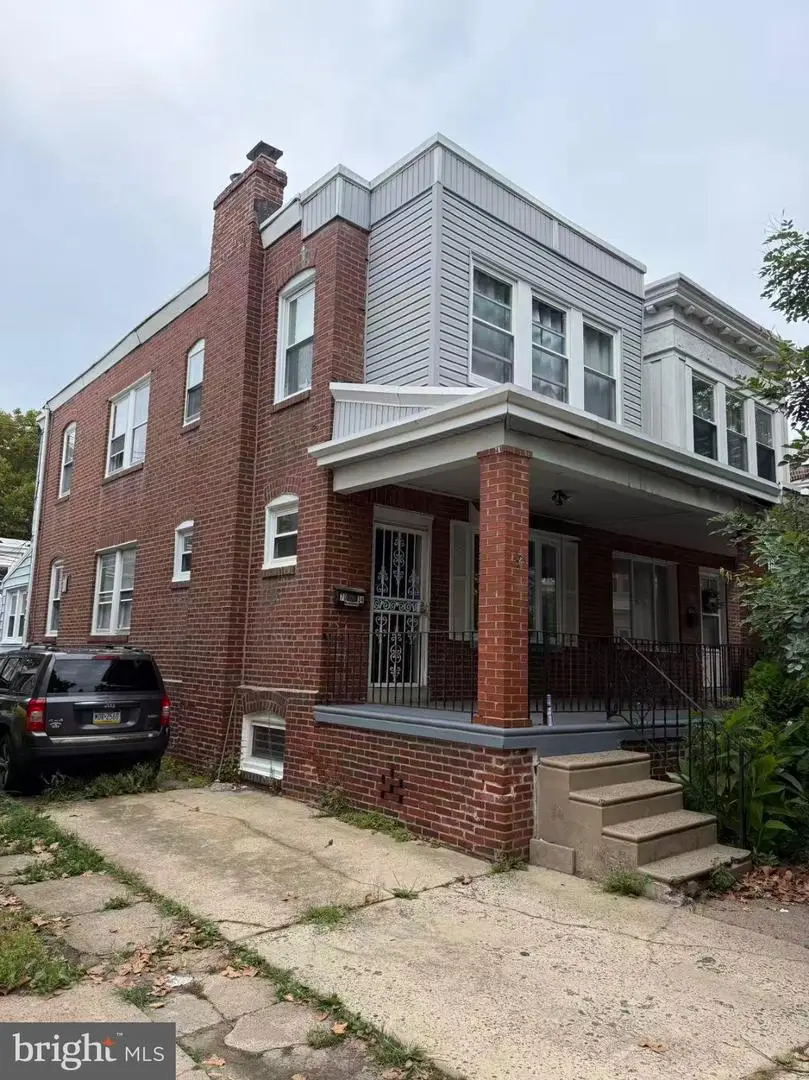 7034 Gillespie St, Philadelphia, PA 19135 - #1