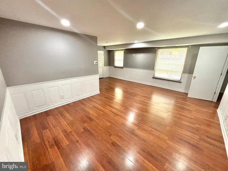 4000 Gypsy Ln #202a2, Philadelphia, PA 19129 - #3