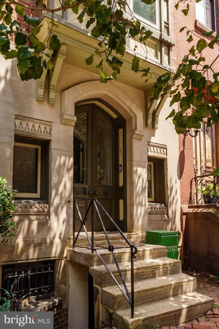 2203 Saint James Pl, Philadelphia, PA 19103 - #2