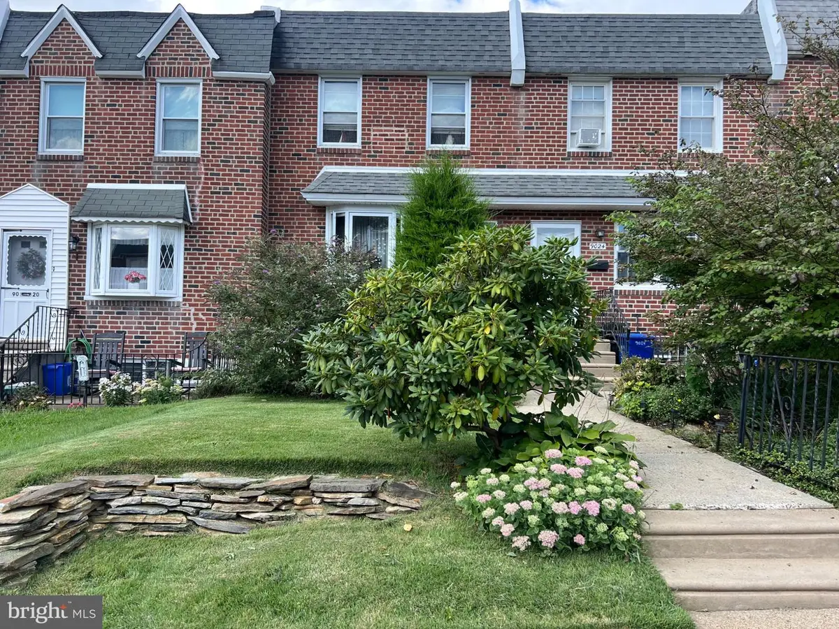 9022 Wesleyan Rd, Philadelphia, PA 19136 - #1