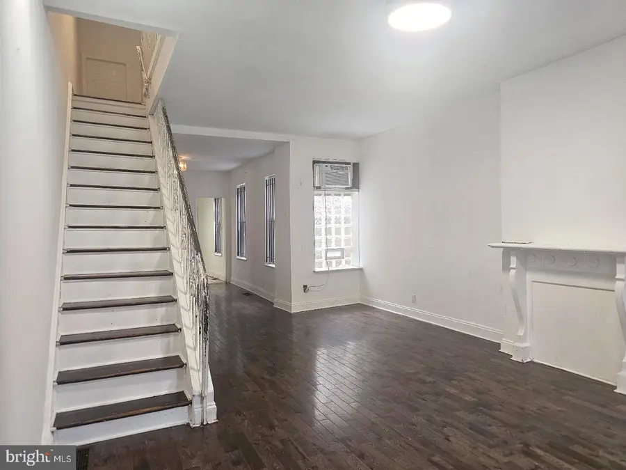 1915 Fontain St, Philadelphia, PA 19121 - #3