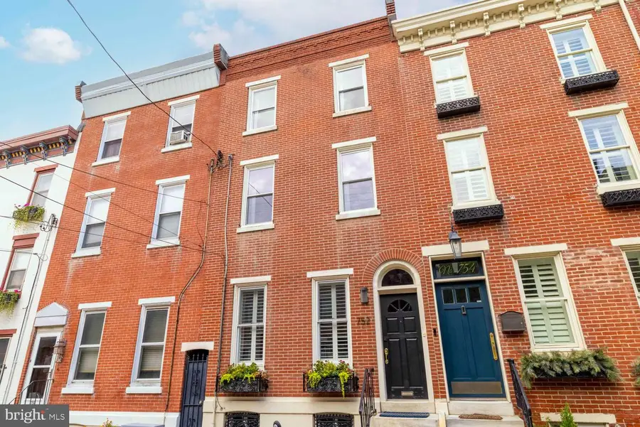 752 N 24th St, Philadelphia, PA 19130 - #2
