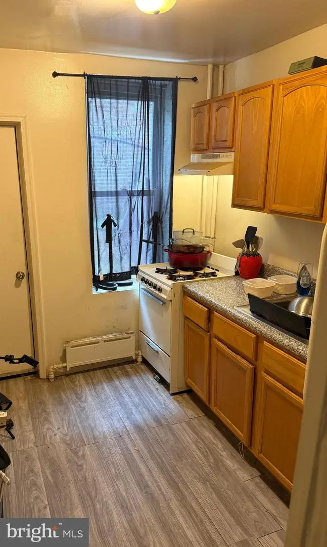 Address Withheld By Seller, Philadelphia, PA 19122 - #2