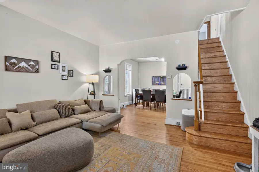 592 Martin St, Philadelphia, PA 19128 - #3