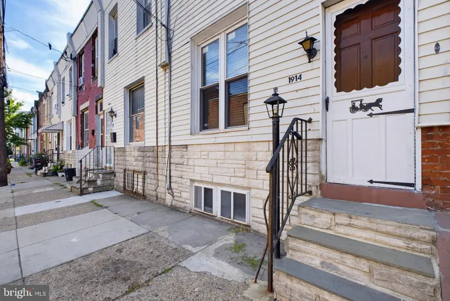 1914 E Hazzard St, Philadelphia, PA 19125 - #3